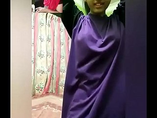 Gadis Bertudung वायरल bahagian 1