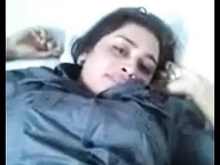 Icy tía recién casada tiene sexo conmigo