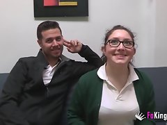 Nowy skandal! Ona ucieka ze szkoły