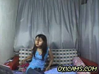 Lucu Remaja Cina Menari Telanjang Di Webcam (baru 1)
