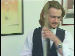 エヴァと彼女の従順ハビーカッコールド