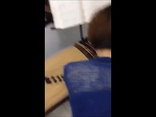 ファック中国人教師の楽器