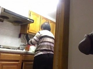 Cina flash Nenek Pagi